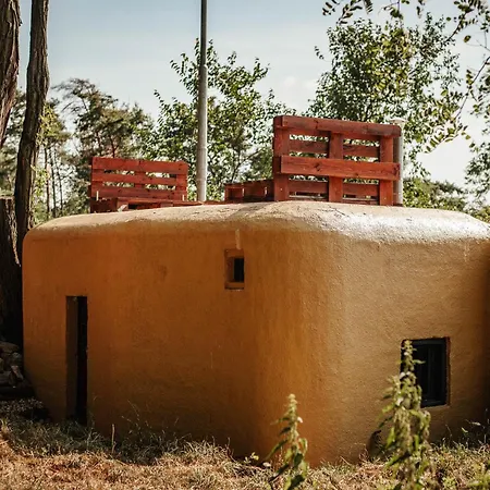 Luxury tent Vojensky Bunker B *